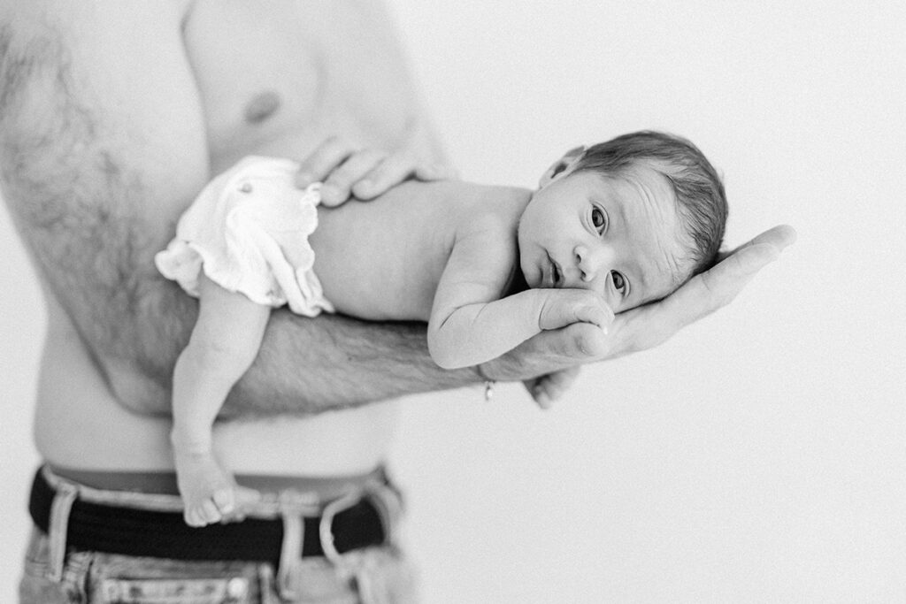 fotografía newborn minimalista Barcelona
